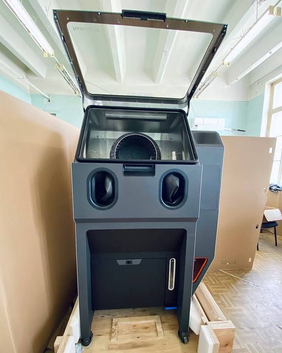 Fosrmlabs Fuse Blast sandblasting chamber in Ukraine